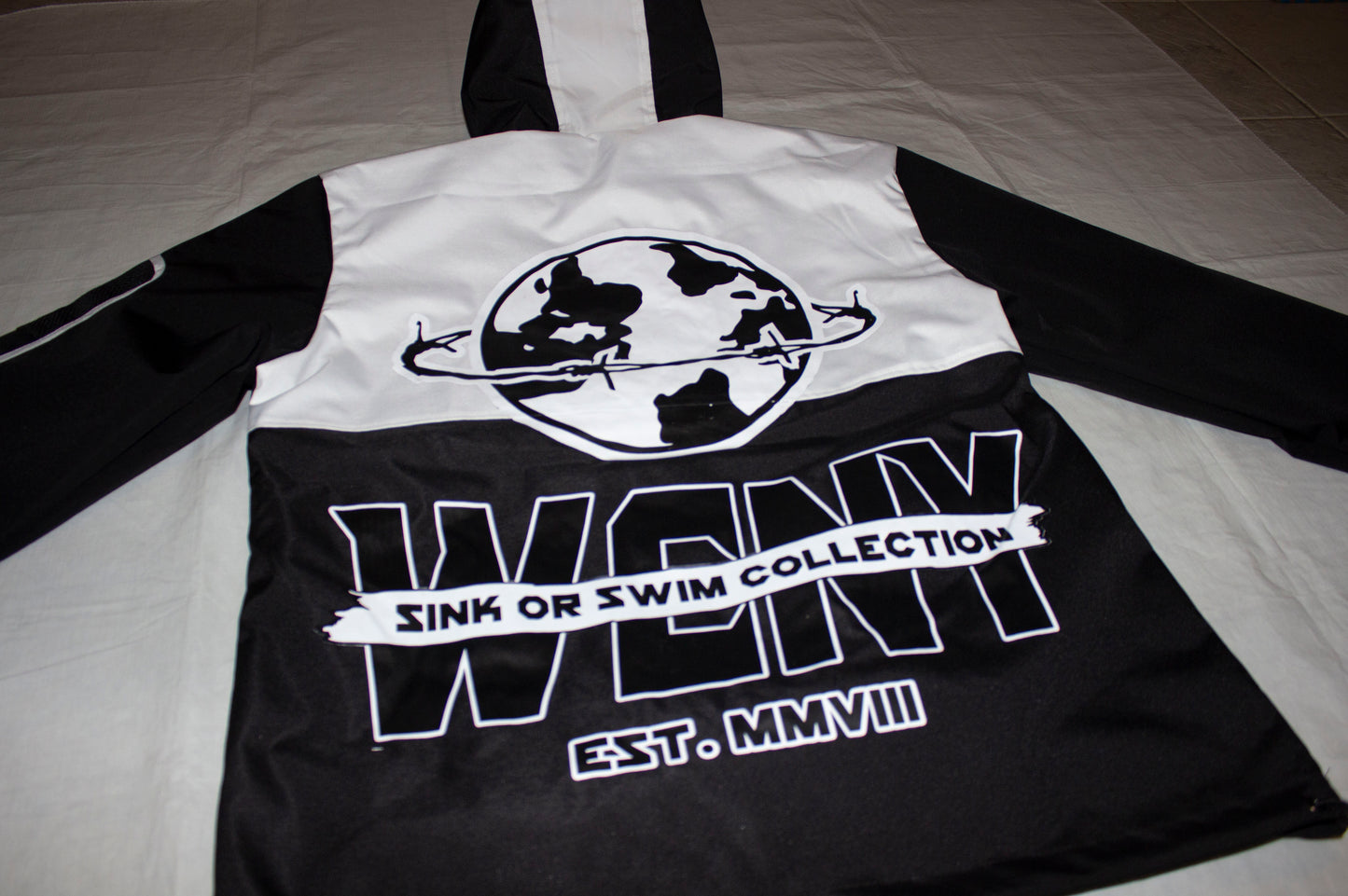 Wave Cave S.O.S Windbreaker